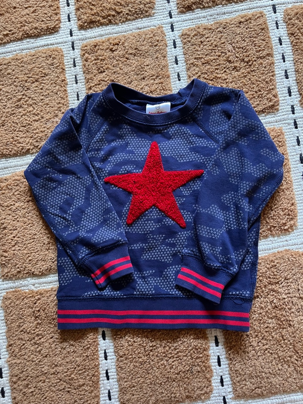 Hanna Anderson star pullover sweatshirt size 100 4T blue red striped